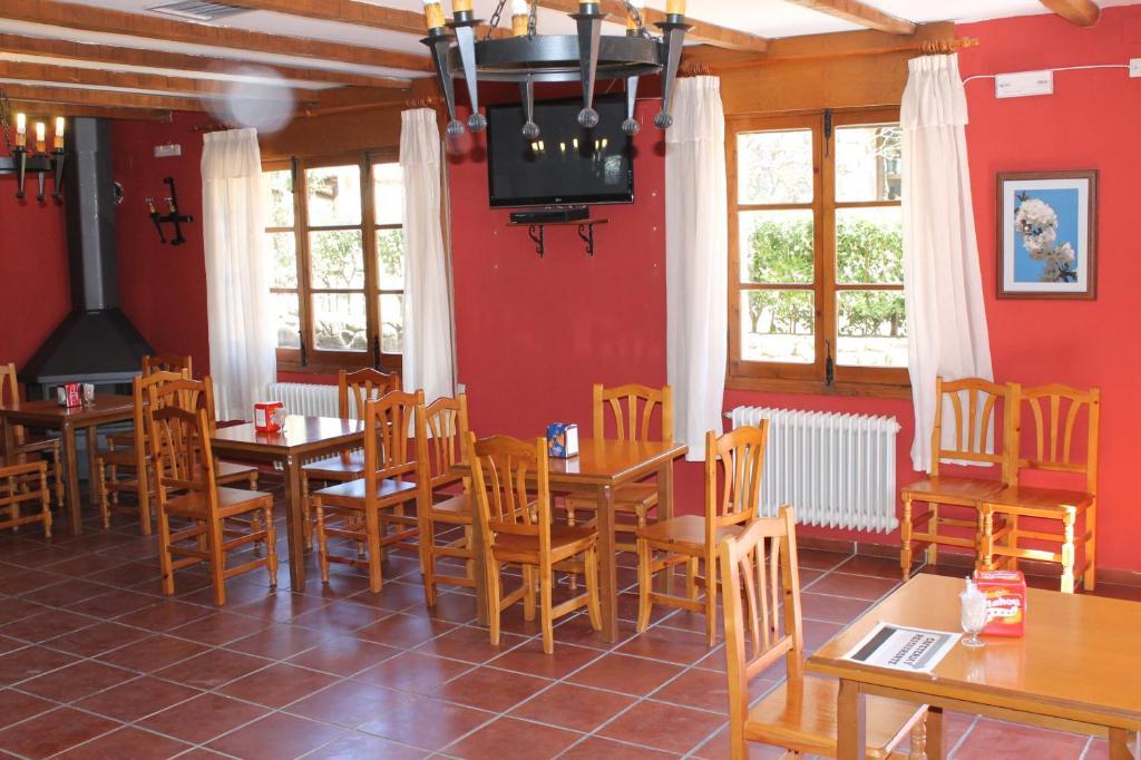 Hotel Valle Del Jerte Los Arenales Ngoại thất bức ảnh